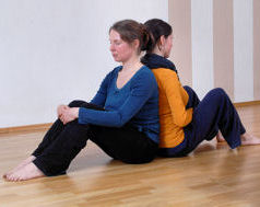 Übung zum Thema Kontakt zulassen, Halt geben und annehmen ...